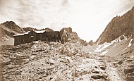 Karlsbader Mountain Hut, Lienz Dolomits, Austria